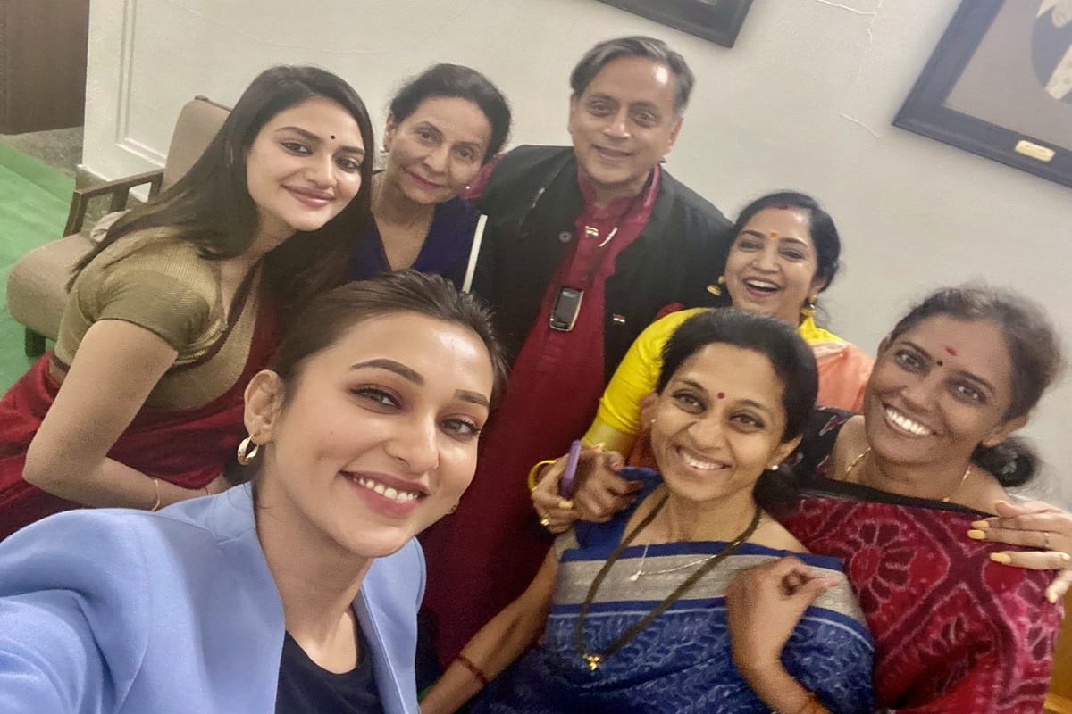 Tharoor's selfie with six women MPs with 'attractive place to work' tweet sparks row 