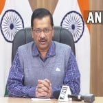 कोरोना के नए वैरिएंट को लेकर हुई बैठक की जानकारी देते दिल्ली के मुख्यमंत्री अरविंद केजरीवाल