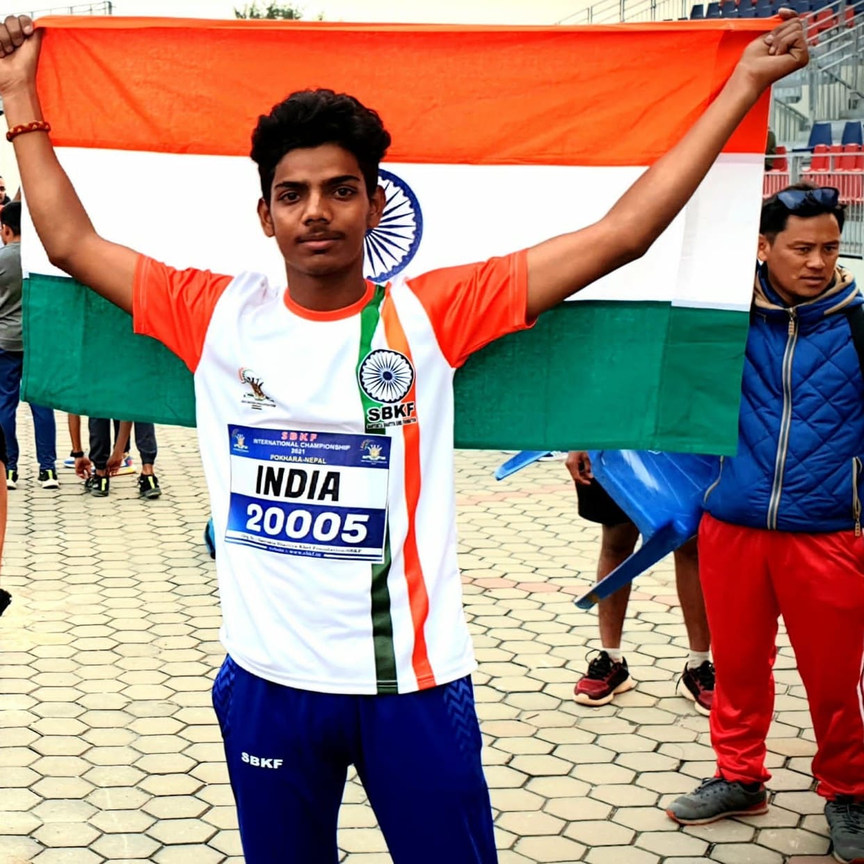 Karan ran even after hurting his leg and getting his finger cooked, won the gold