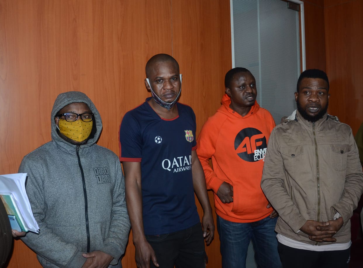 International gang who cheated in the name of sending gifts busted