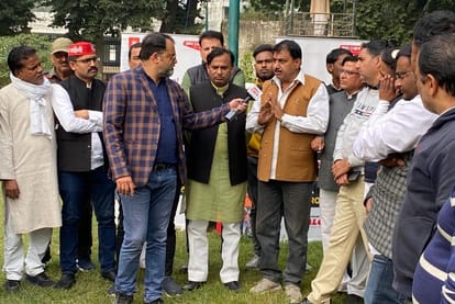UP Assembly Election 2022 Aligarh Live Debates and Discussions Coverage News Updates in Hindi