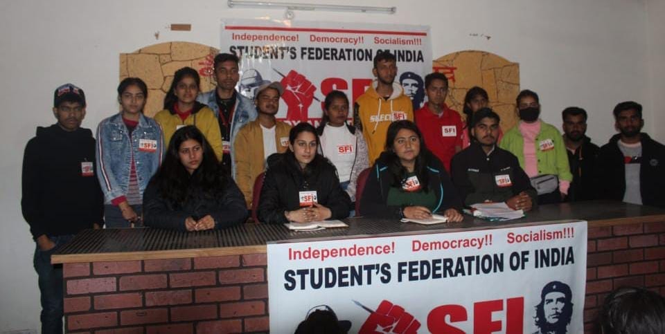 Pooja SFI's district president, Rajni became secretary