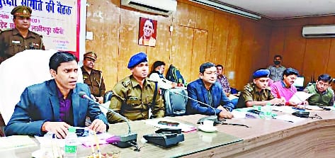 Remove encroachment yourself in three days, otherwise police-administration will take action