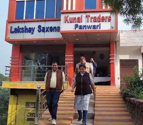 SIB Lucknow raided in the scam case of crores