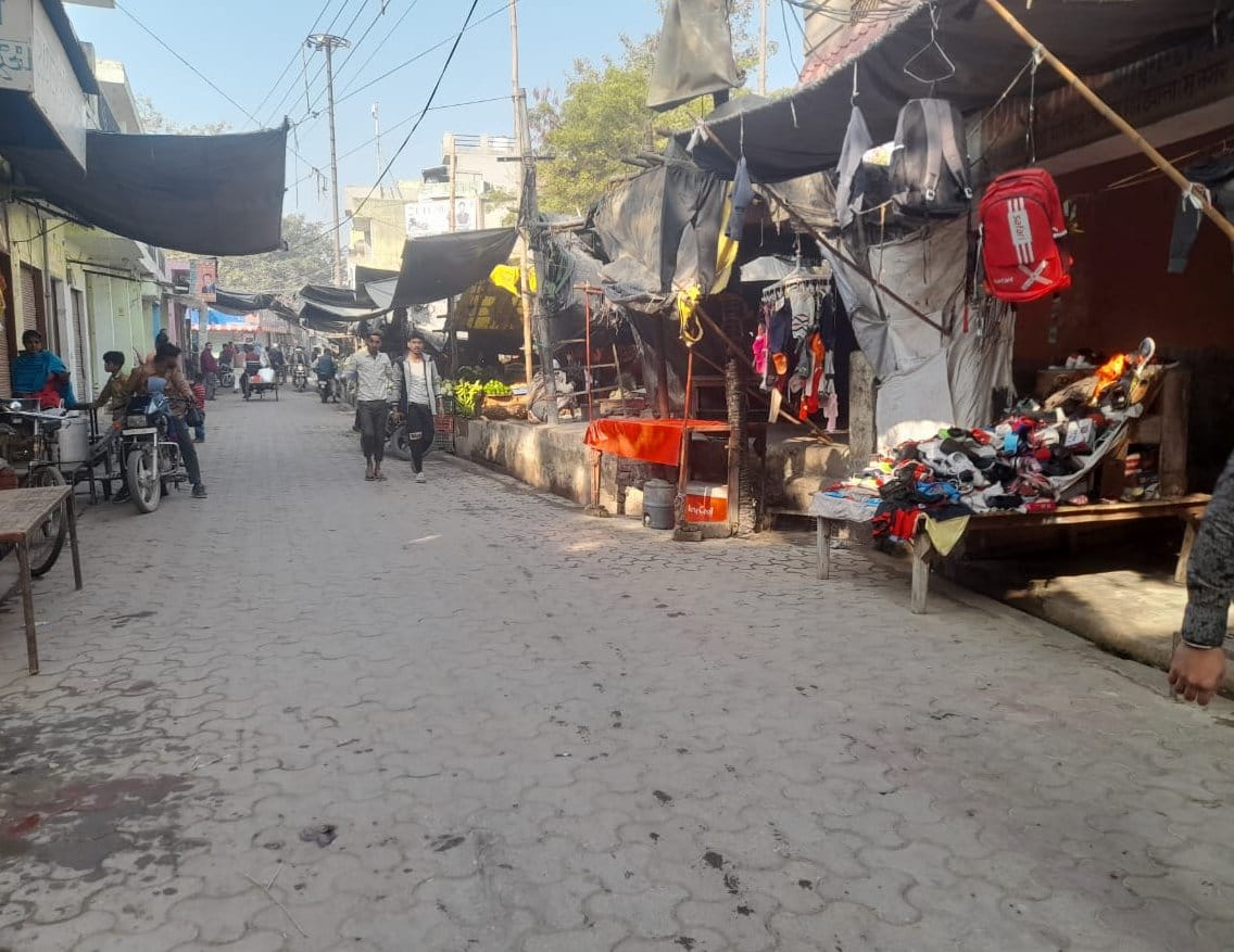 Shops opened in violation of weekly closure