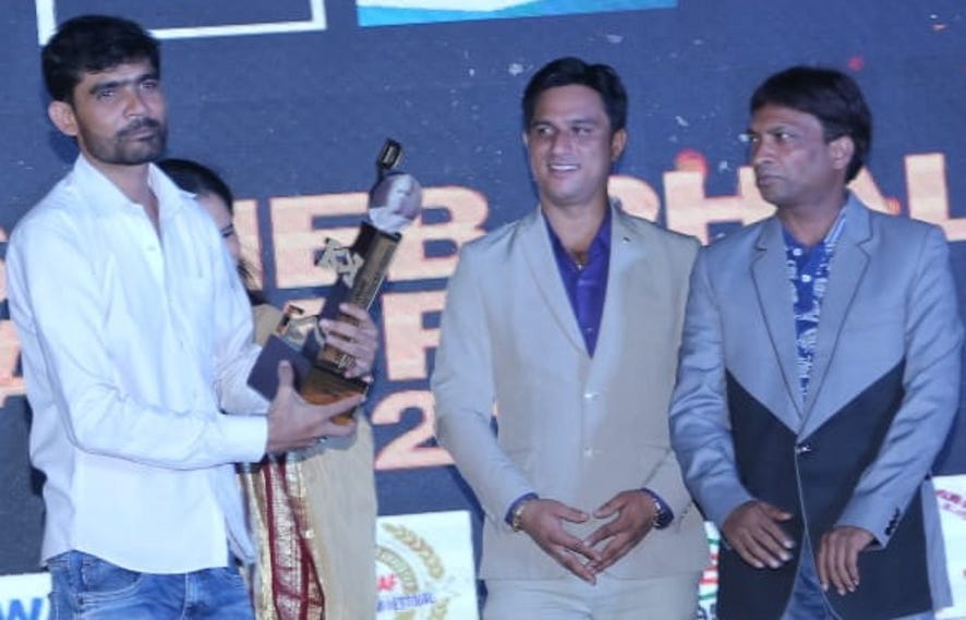 Kasim of Jogirampuri got the award