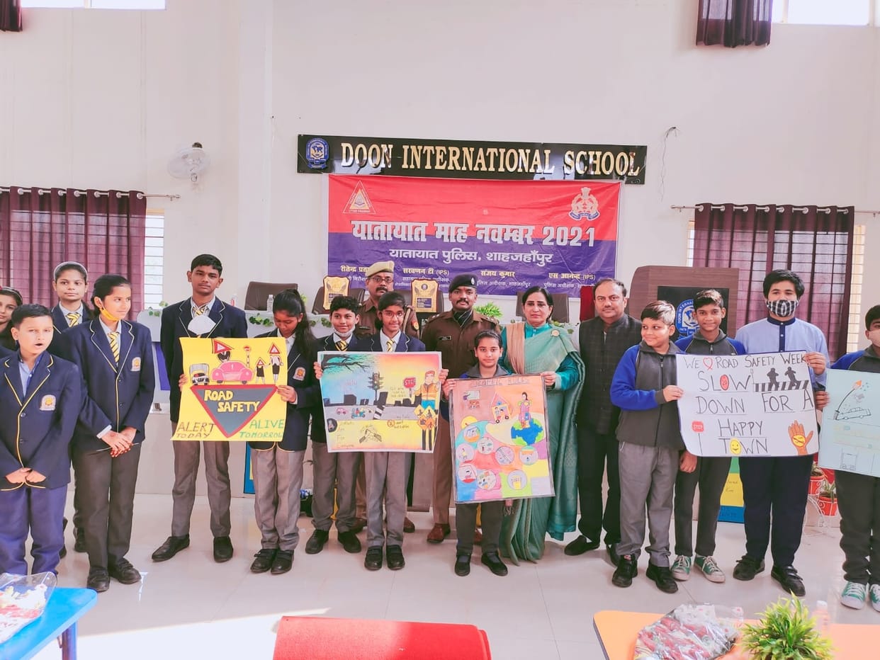 Harsheen in project making and Shreya topped in making posters