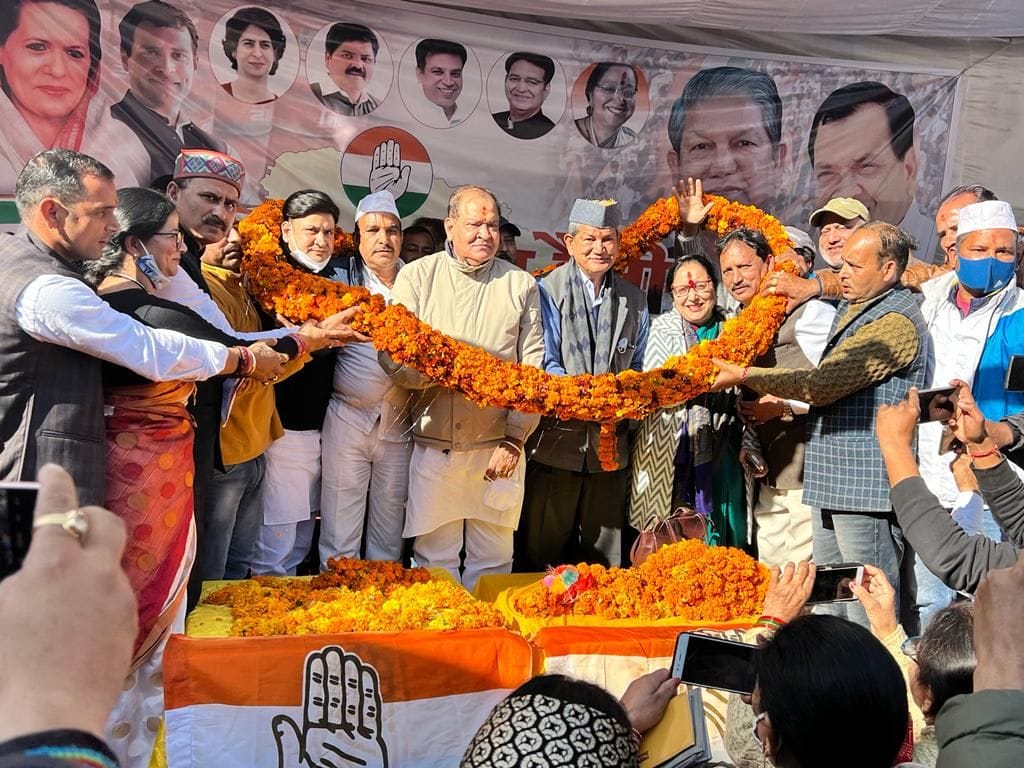 Bhimtal's block chief and Bhawali municipal president joined Congress