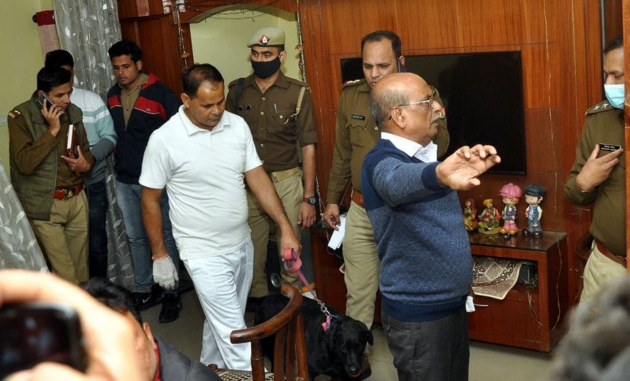 45 lakh stolen from Irrigation Department official's house