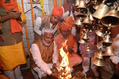 BJP State President swatantra dev singh said Earlier bombs explode in india now terrorists do not come out of Pakistan in azamgarh