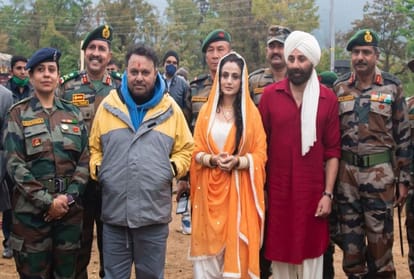 Sunny Deol  Amisha Patel Gadar 2 Motion Poster Release See the Post here