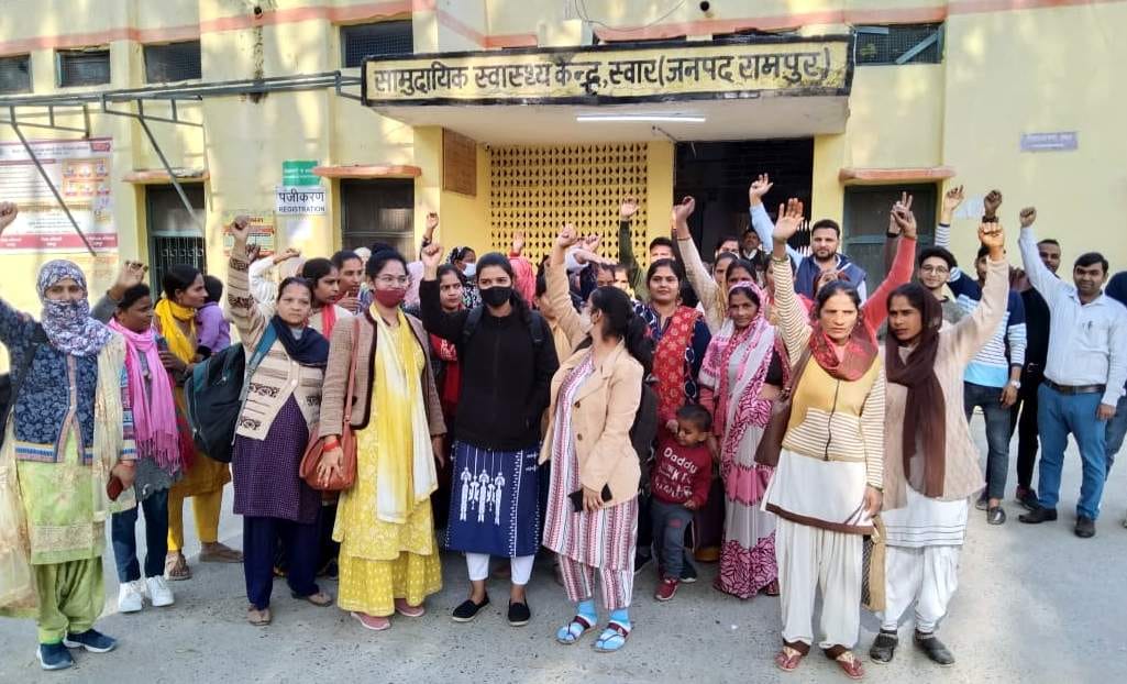 National Health Mission contract workers started strike, vaccination was affected