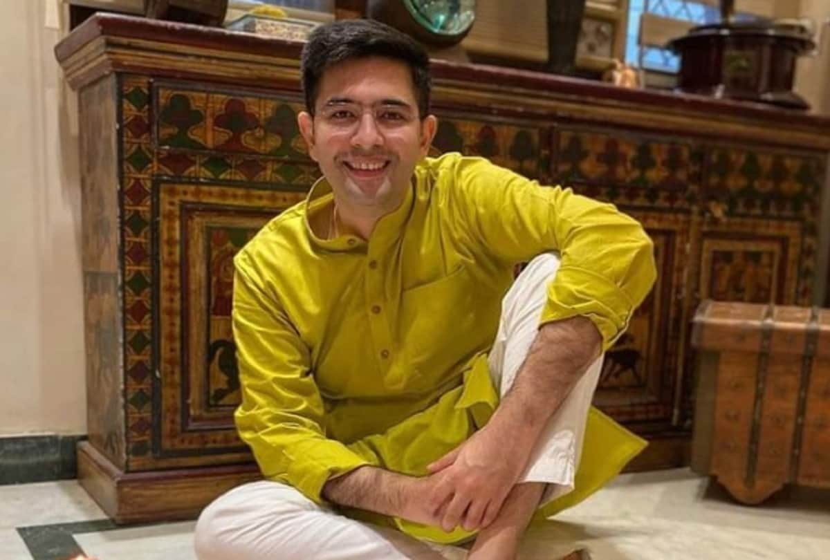 AAP MP Raghav Chadha shares pic with Salman Khan users ask about entry in Bigg Boss 15 house