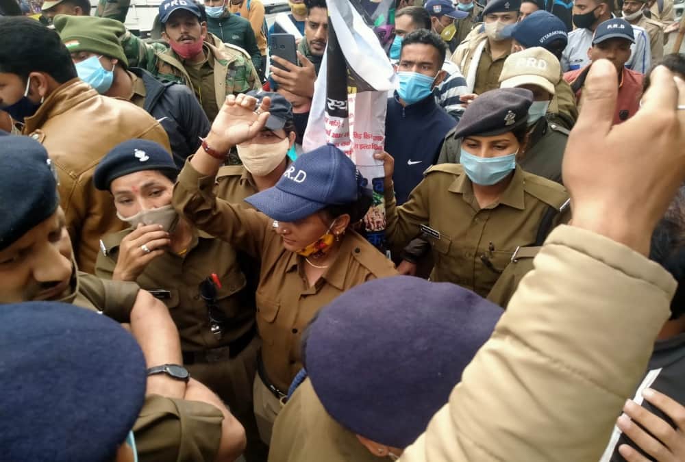 Dehradun News Today: PRD jawans Protest and Secretariat march Photos