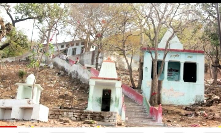 Story of Morari Bapu in Valmiki Ashram today