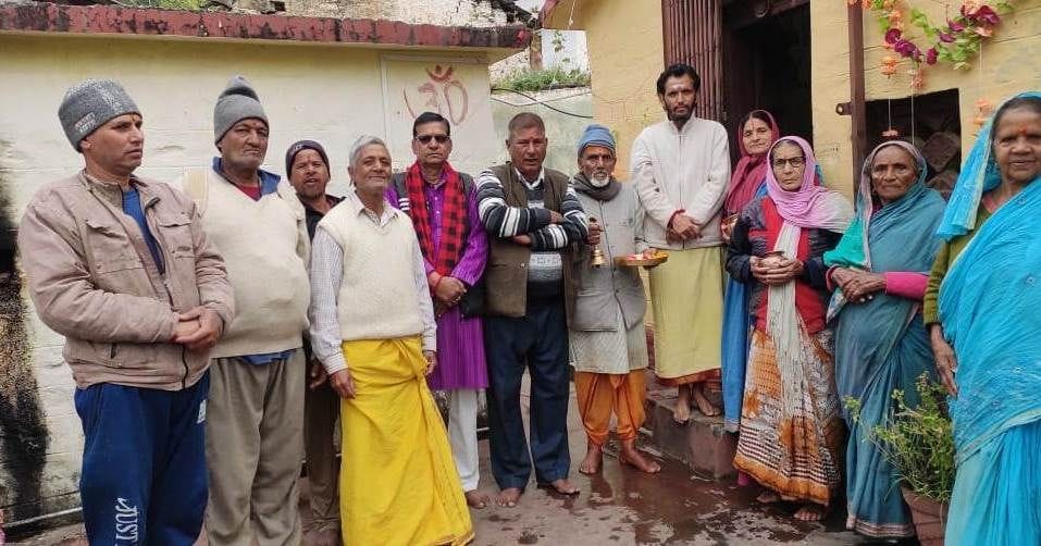 Dimri priests worship in Laxmi Narayan temple