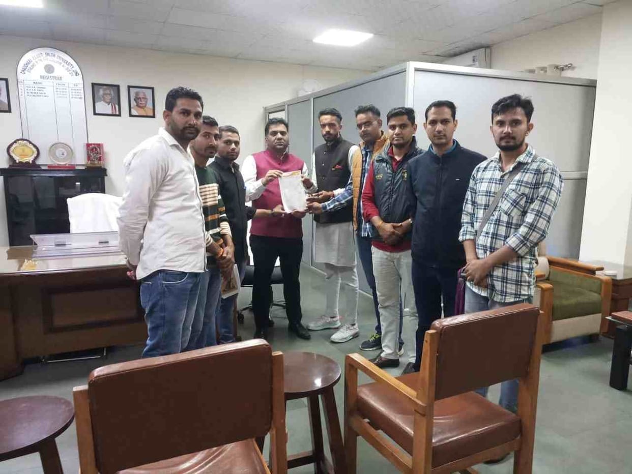 ABVP submitted a memorandum to the registrar regarding the five-point demands