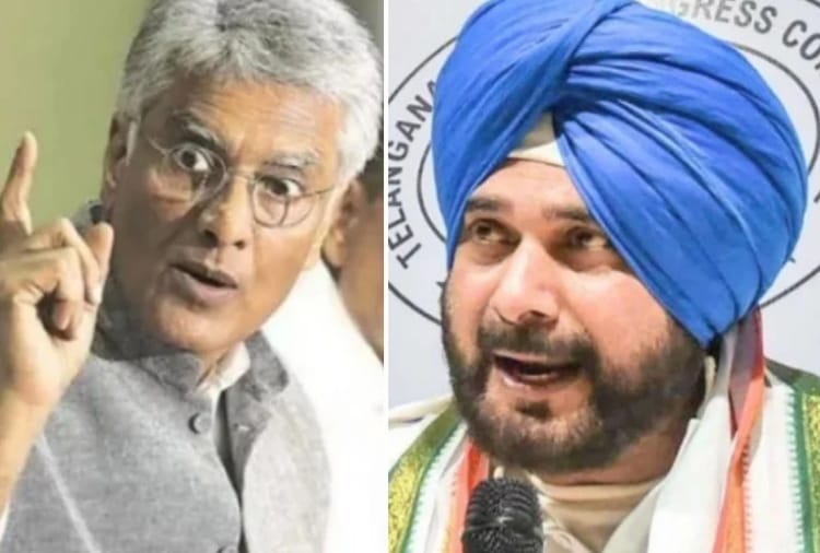 Congress High Command is Not Happy with list of District Congress Committees Presidents prepared by Navjot Sidhu  