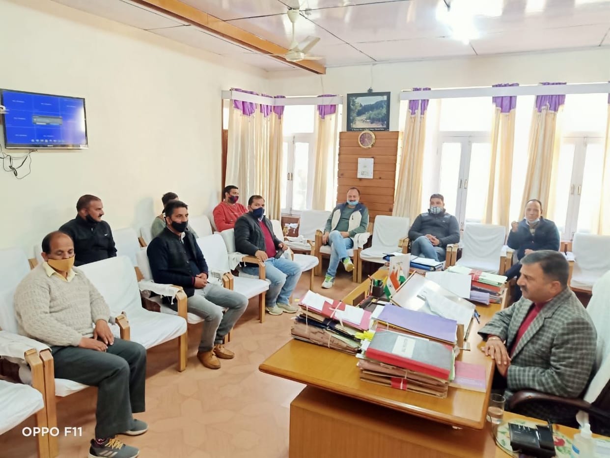 Don't give any facility without mask: Paul