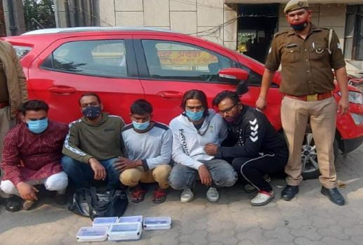 Caught from Ghaziabad kept in Noida for one night and left in Bhopura after taking bribe