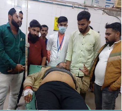 Pattidar upset climbed the house  shot the young man in jaunpur