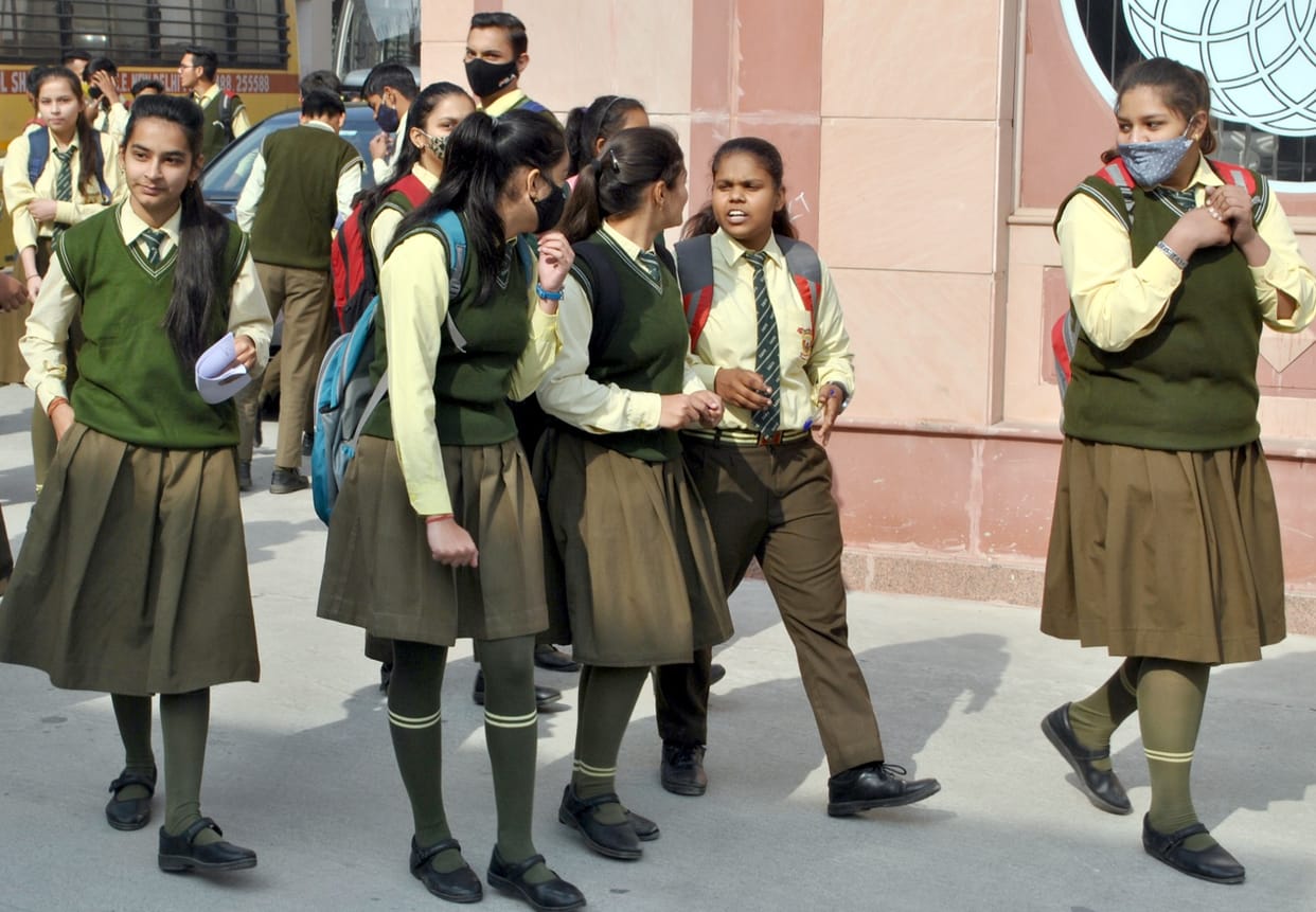 2552 students gave SST exam