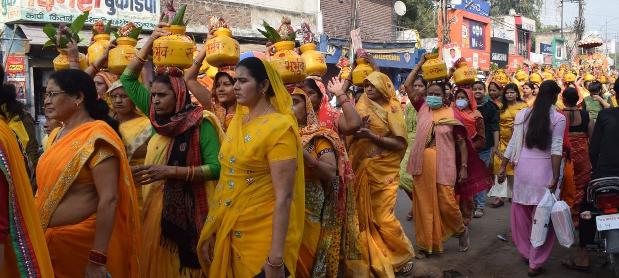 Grand Kalash Yatra taken out before Bhagwat Katha