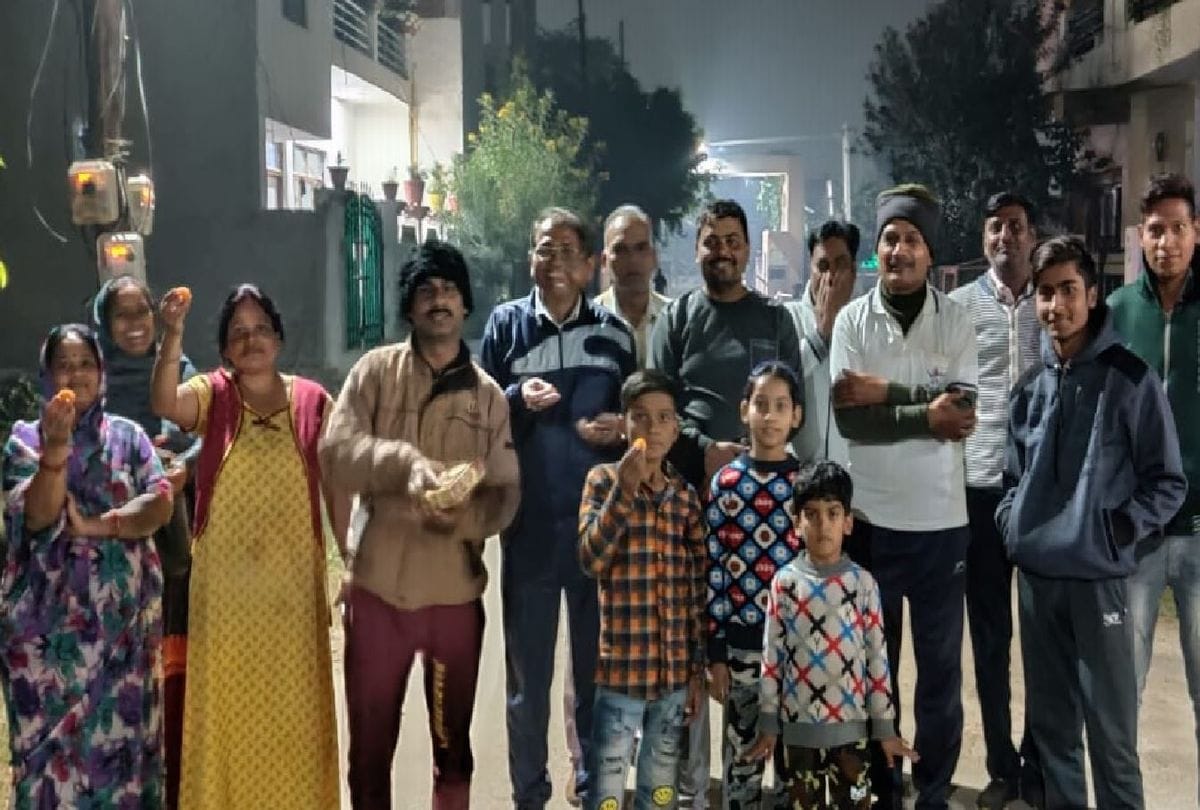 Power Supply Restarts In Pushpanjali Clould Vally Colony
