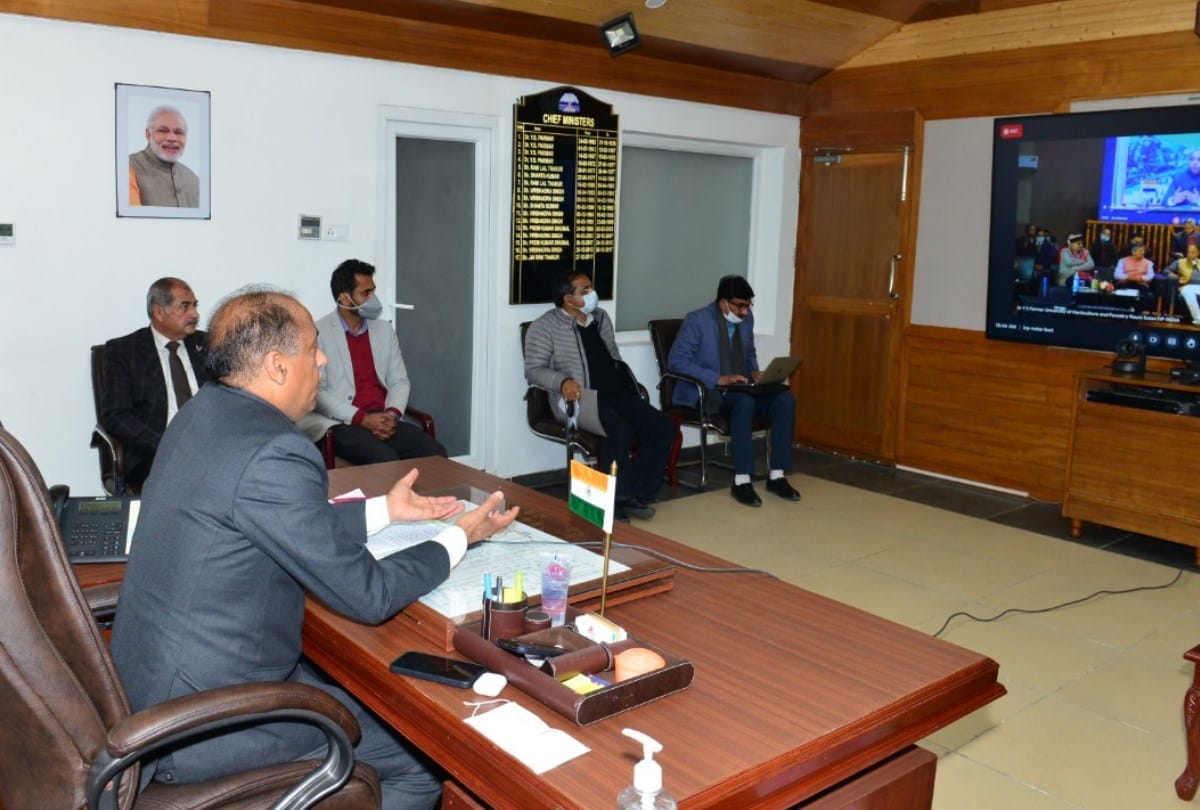 CM Jairam Thakur addresses 37th Foundation Day of Dr YS Parmar University