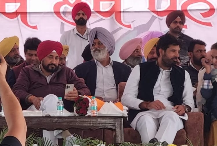 Punjab CM Charanjit Channi blamed Badal family for 2015 Bargadi sacrilege and Firing incidents