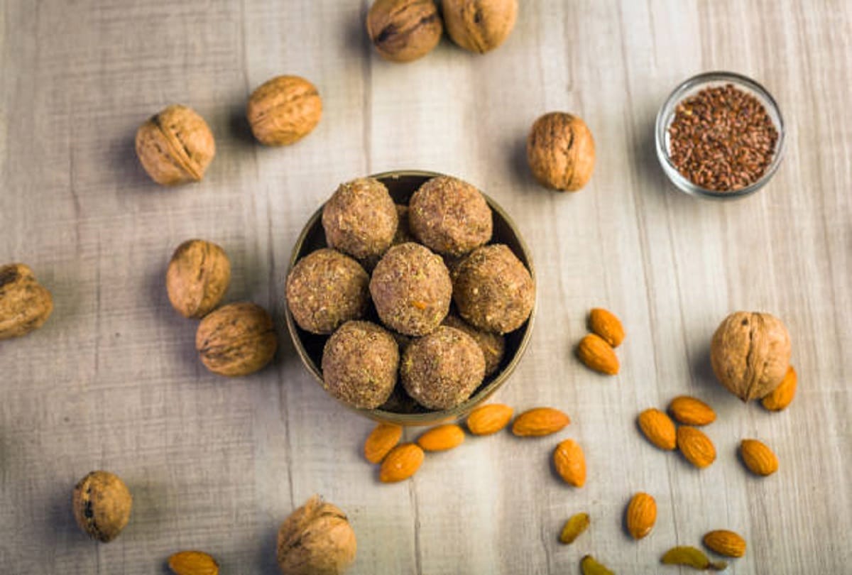 Winter Season Healthy Laddu Recipes Alsi Methi Laddu