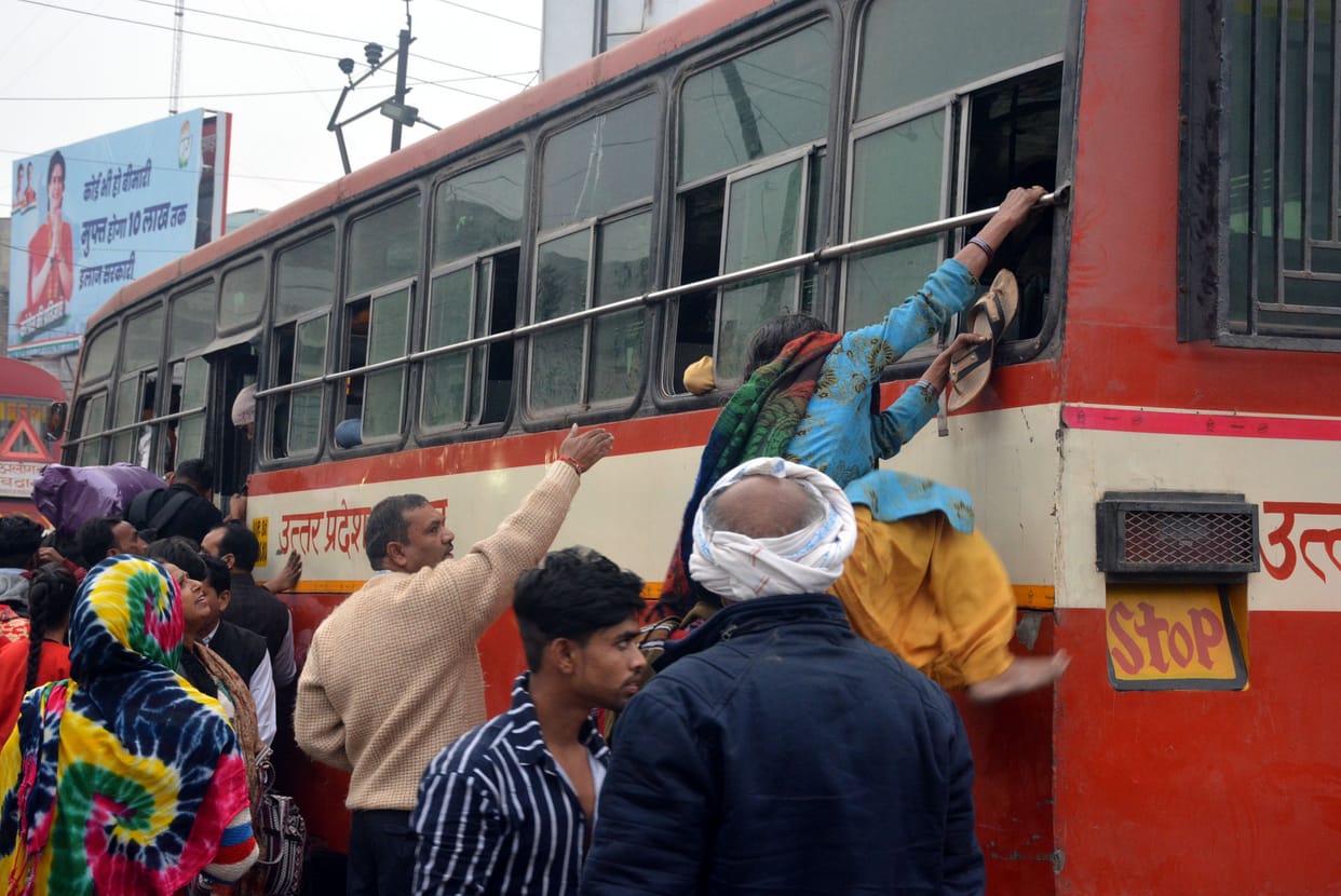 The problem of passengers is still not decreasing