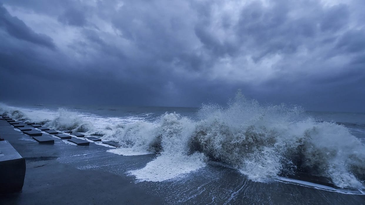 Indian Meteorological Department says Jawad will hit Puri coast in Odisha tomorrow afternoon, 64 NDRF teams ready for the front