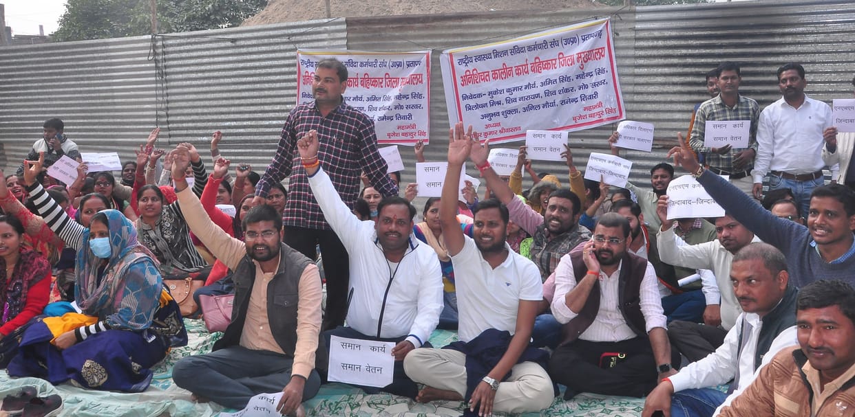 The workers protesting against the demands locked in the CMO office