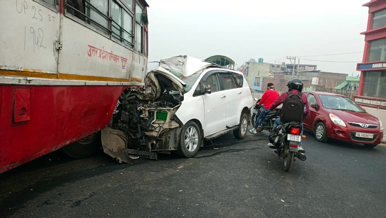 Car and roadways bus collide head-on, two killed including a Faridabad businessman