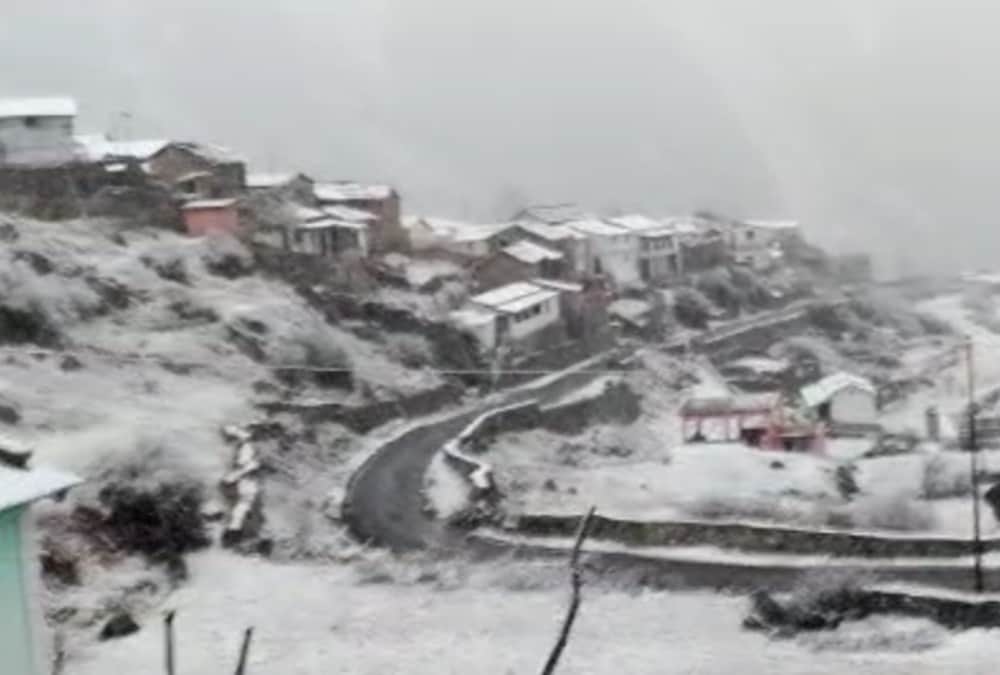 Uttarakhand weather Update: Bitter cold weather after Rainfall and  Snowfall photos