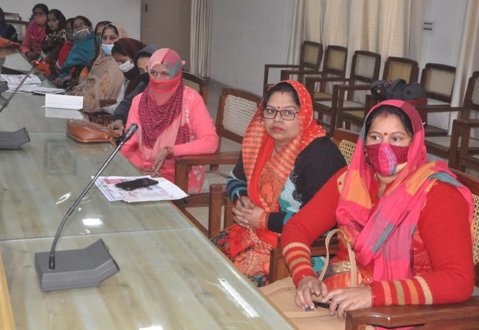 Women should vote for the strength of democracy: DM