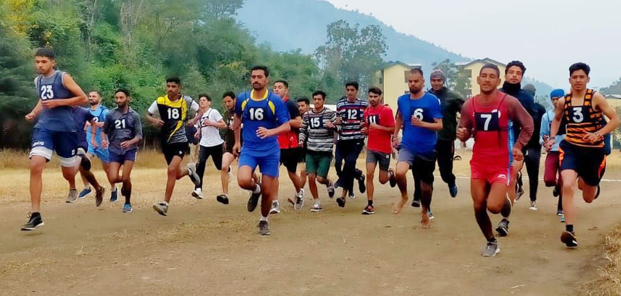 Youth stuck in broad jump in police recruitment
