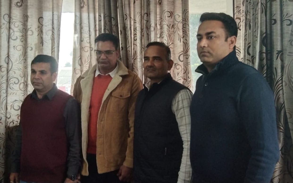 Chief accountant of mining department caught taking bribe