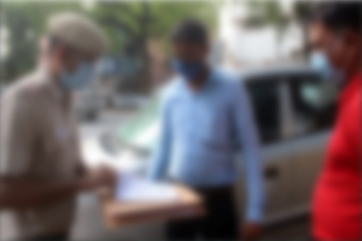 Amar Ujala Special News: Cyber criminals have cheated by E-challan and many cases open in Meerut