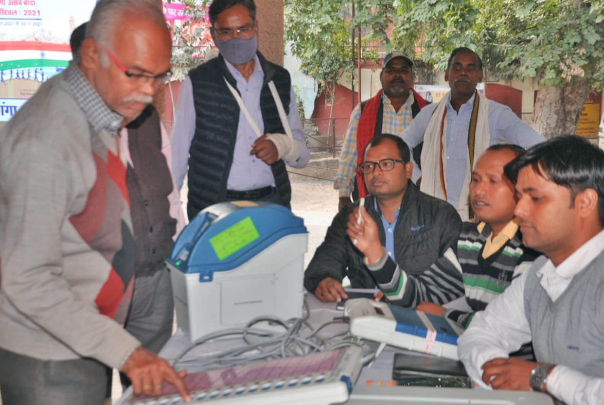 Take EVM training, know how to vote