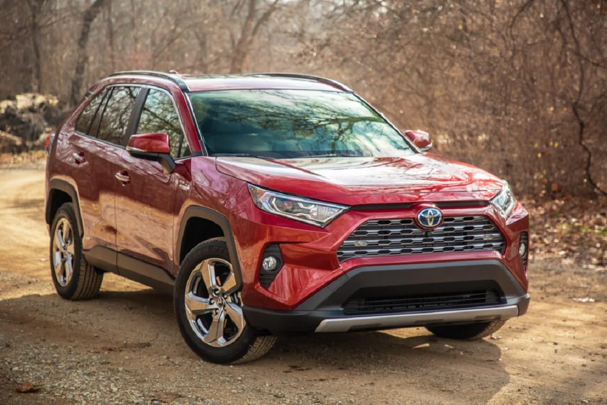 Maruti suzuki upcoming compact suv could be based on Toyota RAV4 SUV, tough for Kia seltos and hyundai creta
