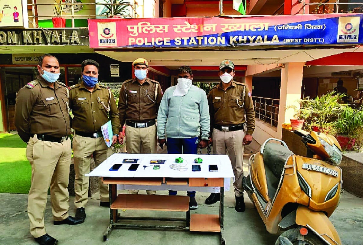 30 lakh withdrawn from ATM by stalling the bank server in delhi