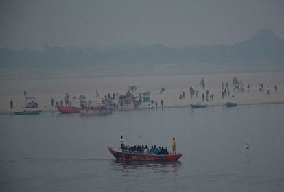 Weather report: वाराणसी में फिर छाया घना कोहरा, तापमान में भारी गिरावट, IMD ने दी चेतावनी! वाराणसी में मौसम