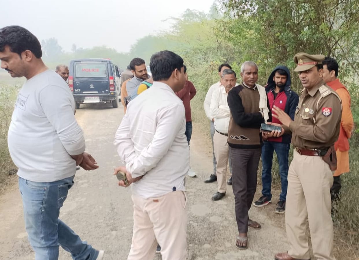 The miscreants took away the bride's jewelery after kidnapping the car returning from the procession