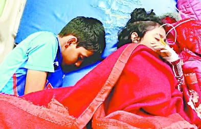 Mother and her lover gave poison to children, condition worsened