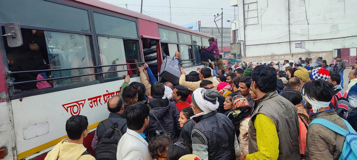 Shortage of roadways buses on agra route