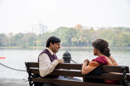 Bob Biswas Review in Hindi by Pankaj Shukla Abhishek A Bachchan Diya Sujoy Ghosh chitrangda zee5