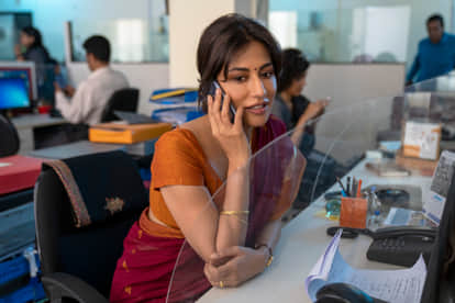 Bob Biswas Review in Hindi by Pankaj Shukla Abhishek A Bachchan Diya Sujoy Ghosh chitrangda zee5