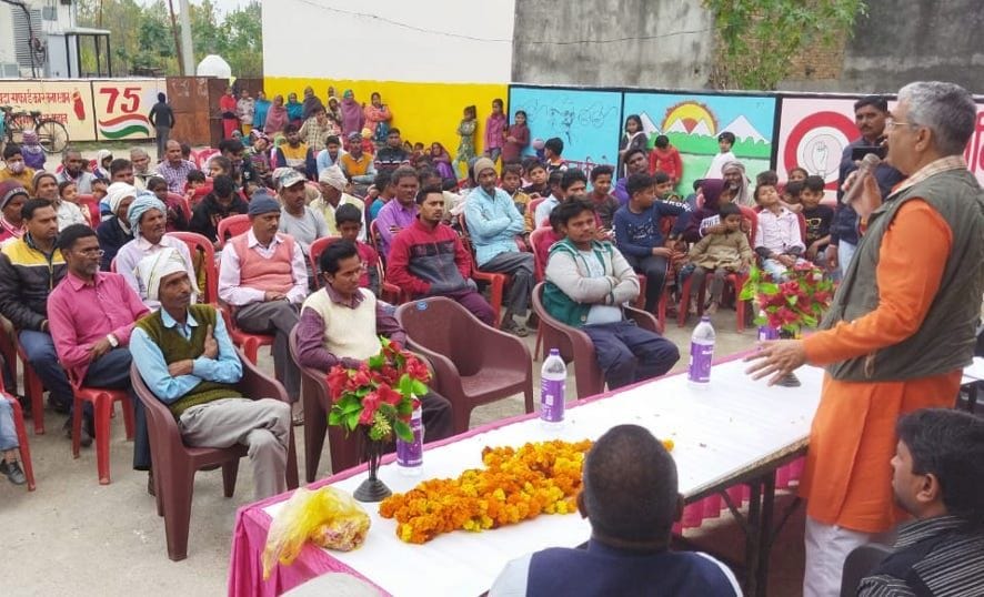 Mandi committee brokers told the problems to the former MP